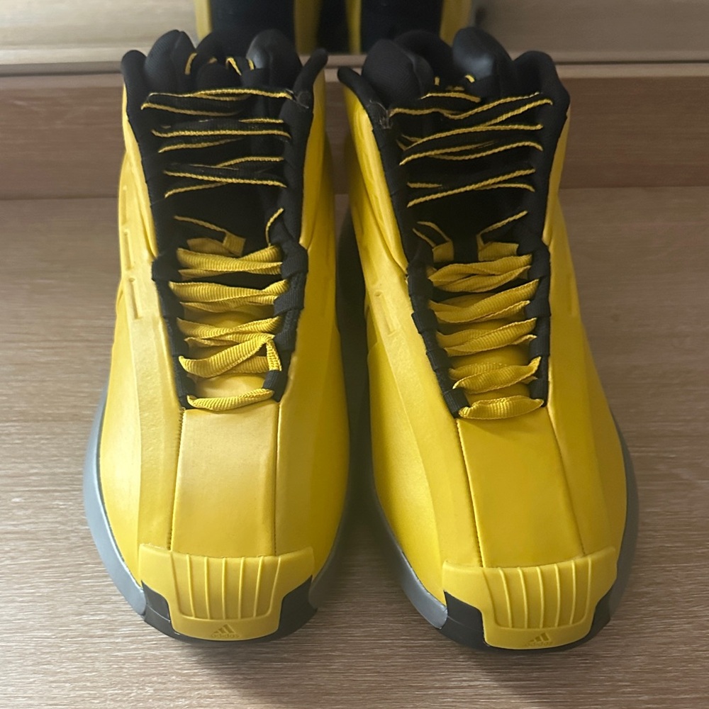 Yellow and Black Adidas sneakers size 11 Men’s new never worn